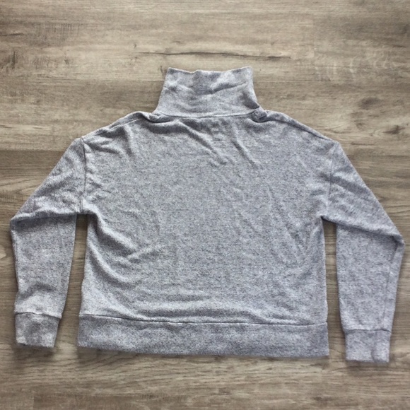 Community - Allora Turtleneck Sweater - Heathered Grey - Picture 4 of 6